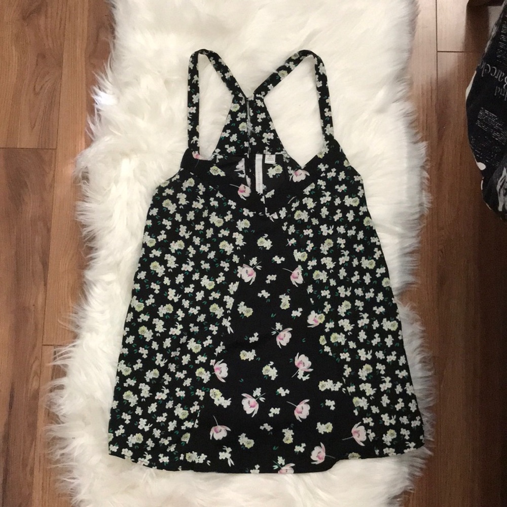 Floral tank